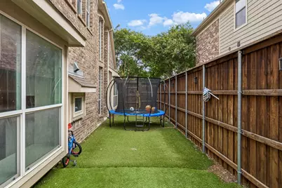 2245 Jaguar Drive, Frisco, TX 75033 - Photo 32