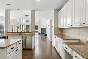 2245 Jaguar Dr, Frisco, TX 75033 - Photo 8