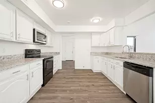 2047 Cologne Dr, Carrollton, TX 75007 - Photo 6