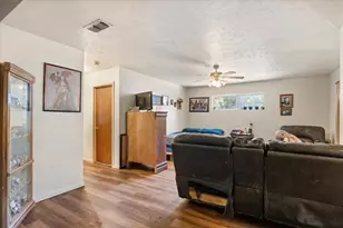 765 W Park St, Stephenville, TX 76401 - Photo 16