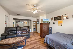 765 W Park St, Stephenville, TX 76401 - Photo 18
