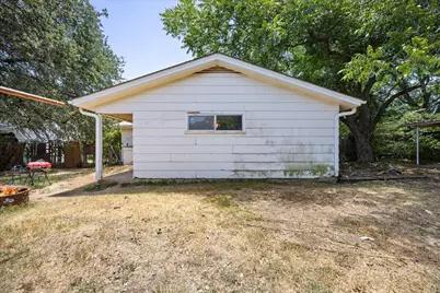 765 W Park Street, Stephenville, TX 76401 - Photo 26