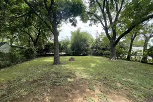 815 Dugan St, Arlington, TX 76010 - Photo 8