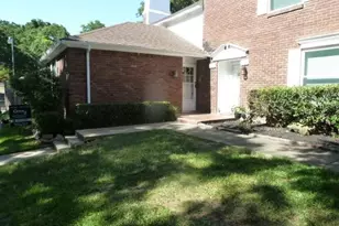 852 Chateau Valee Cir, Bedford, TX 76022 - Photo 1