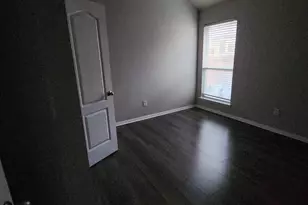 633 Grayson Ln, Lake Dallas, TX 75065 - Photo 6
