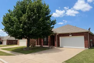 9524 Willow Branch Way, Fort Worth, TX 76036 - Photo 2