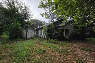416 Sycamore St, Grapeland, TX 75844 - Photo 12