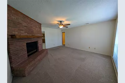 604 E Oak Street #B, Wylie, TX 75098 - Photo 2