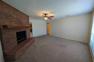 604 E Oak St, Wylie, TX 75098 - Photo 2