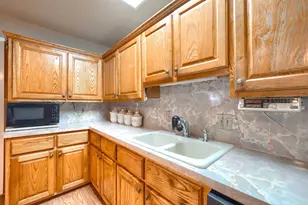 908 Ashland Dr, Mesquite, TX 75149 - Photo 8