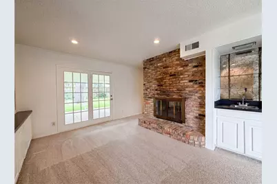 4612 Kenway Court, Fort Worth, TX 76132 - Photo 6
