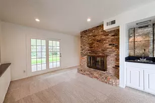 4612 Kenway Ct, Fort Worth, TX 76132 - Photo 6