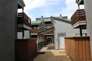 2710 Community Dr, Dallas, TX 75220 - Photo 2