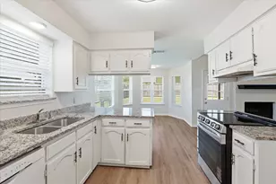 7913 Pebblebrook Dr, Watauga, TX 76148 - Photo 16