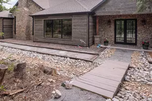 328 Wolf Front Rd, Van Alstyne, TX 75495 - Photo 6