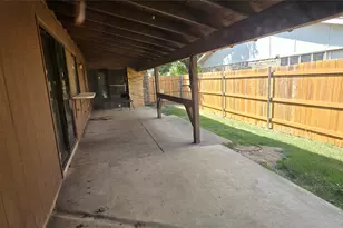 7322 Long Canyon Trail, Dallas, TX 75249 - Photo 6