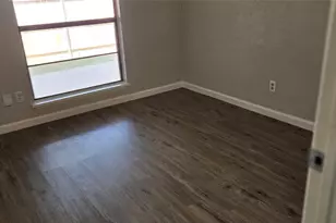 7322 Long Canyon Trail, Dallas, TX 75249 - Photo 14