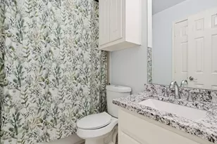 2811 Gillespie Ln, Grand Prairie, TX 75052 - Photo 22