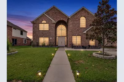 2811 Gillespie Lane, Grand Prairie, TX 75052 - Photo 1