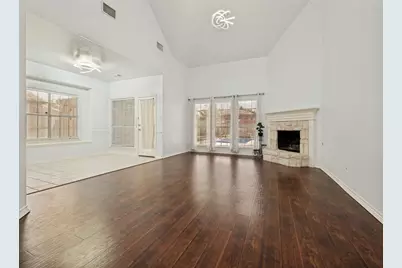 2811 Gillespie Lane, Grand Prairie, TX 75052 - Photo 8