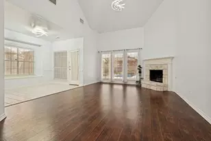2811 Gillespie Ln, Grand Prairie, TX 75052 - Photo 8