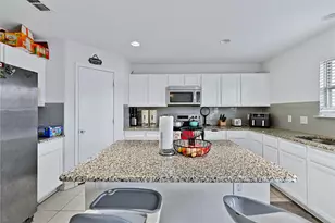 14813 Magnolia Ln, Balch Springs, TX 75180 - Photo 10