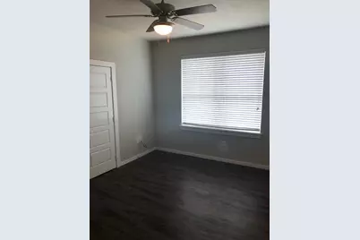 2303 N Elm Street, Denton, TX 76201 - Photo 6