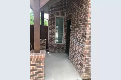 2303 N Elm Street, Denton, TX 76201 - Photo 8