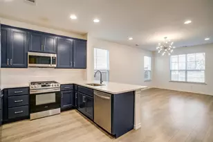 211 Athenia Dr, Fort Worth, TX 76114 - Photo 10