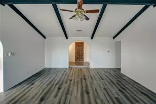 401 Rhineland, Benbrook, TX 76126 - Photo 6
