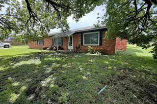 4324 W Park Row Blvd, Corsicana, TX 75110 - Photo 2