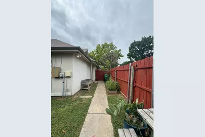 201 E Windsor Drive, Denton, TX 76209 - Photo 34
