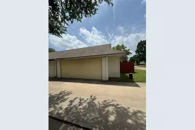 201 E Windsor Drive, Denton, TX 76209 - Photo 36
