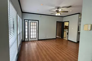 201 E Windsor Dr, Denton, TX 76209 - Photo 4
