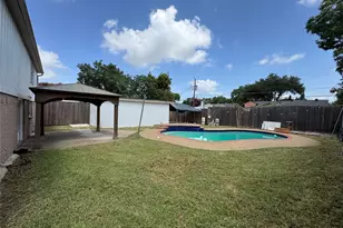 3573 Ridgebriar Dr, Dallas, TX 75234 - Photo 10