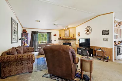 1022 County Road 2295, Telephone, TX 75488 - Photo 12