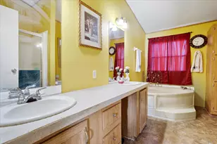1022 Co Rd 2295, Telephone, TX 75488 - Photo 8