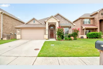 1809 Silver Oaks, Gainesville, TX 76240 - Photo 1