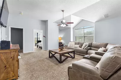 1409 Bregenz Lane, Lewisville, TX 75067 - Photo 14