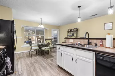1409 Bregenz Lane, Lewisville, TX 75067 - Photo 8
