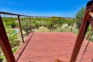 124 S 3rd St, Jacksboro, TX 76458 - Photo 10