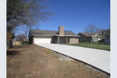 2905 Linda Drive, Ennis, TX 75119 - Photo 2