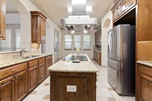 502 Lismore Dr, Mansfield, TX 76063 - Photo 12