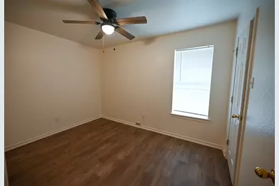 506 Valleyridge Court #B, Decatur, TX 76234 - Photo 6