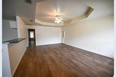506 Valleyridge Court #B, Decatur, TX 76234 - Photo 2