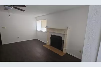 1627 Windsong Lane, Irving, TX 75060 - Photo 2