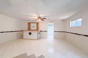 725 Ridgecrest Dr, Irving, TX 75060 - Photo 10