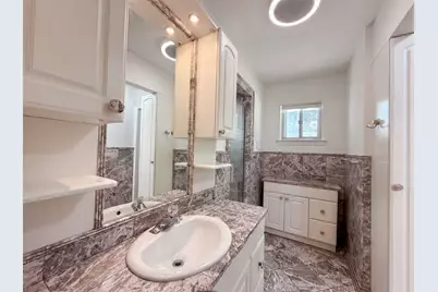 725 Ridgecrest Drive, Irving, TX 75060 - Photo 20