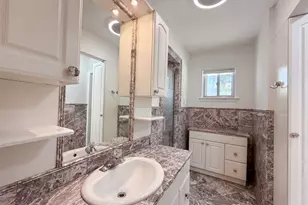 725 Ridgecrest Dr, Irving, TX 75060 - Photo 20