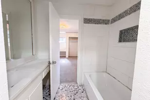 725 Ridgecrest Dr, Irving, TX 75060 - Photo 16